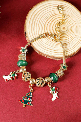 Green Christmas Pendant Beaded Bracelet