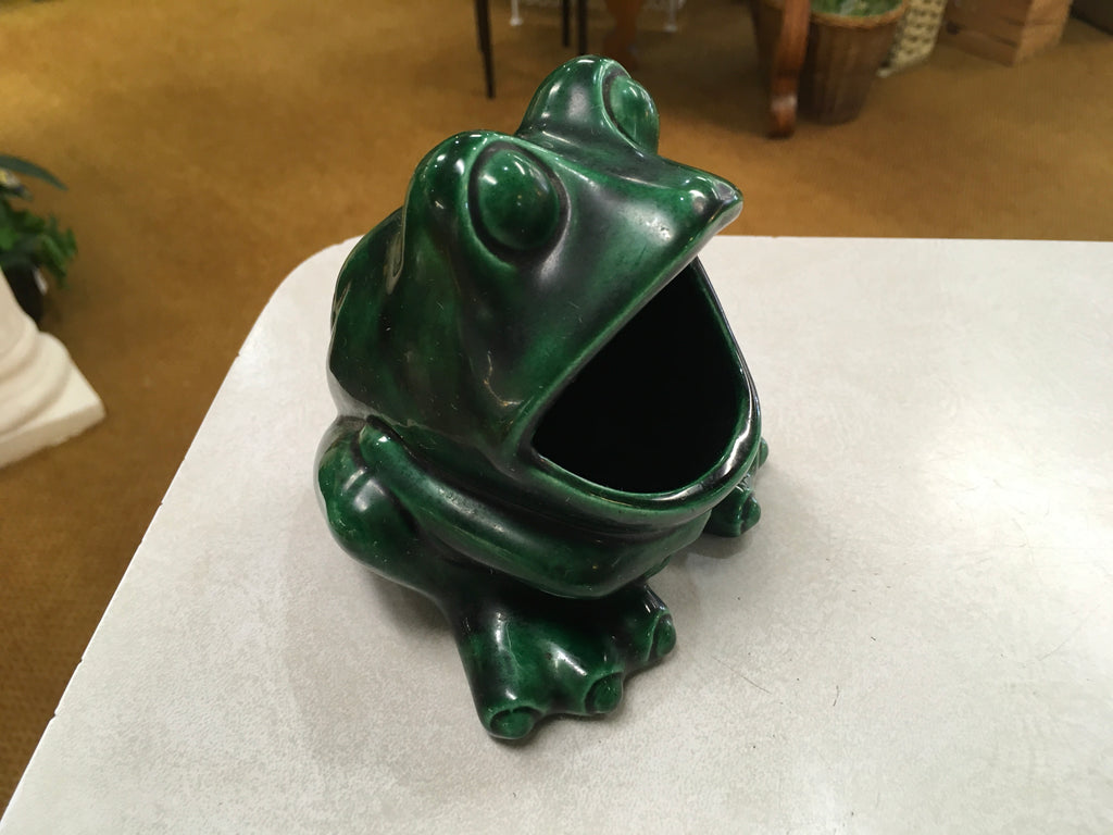 SToneware Frog Sponge Holder, Reactive Glaze, Green 4 3/4L x 3Wx4H