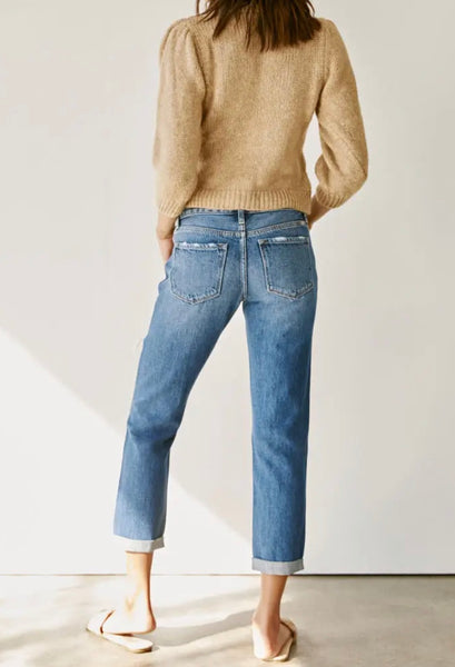 Mid rise classic KanCan distressed jean