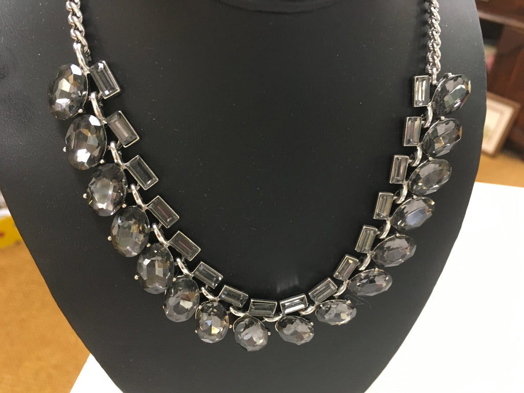 Black crystal oval necklace set – Morties Boutique
